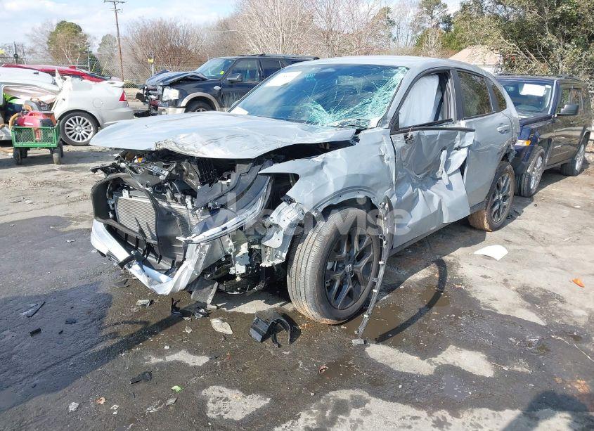 Photo 2 of 2024 Honda Hr-v AWD SPORT/AWD SPORT W/O BSI (VIN 3CZRZ2H50RM740872)