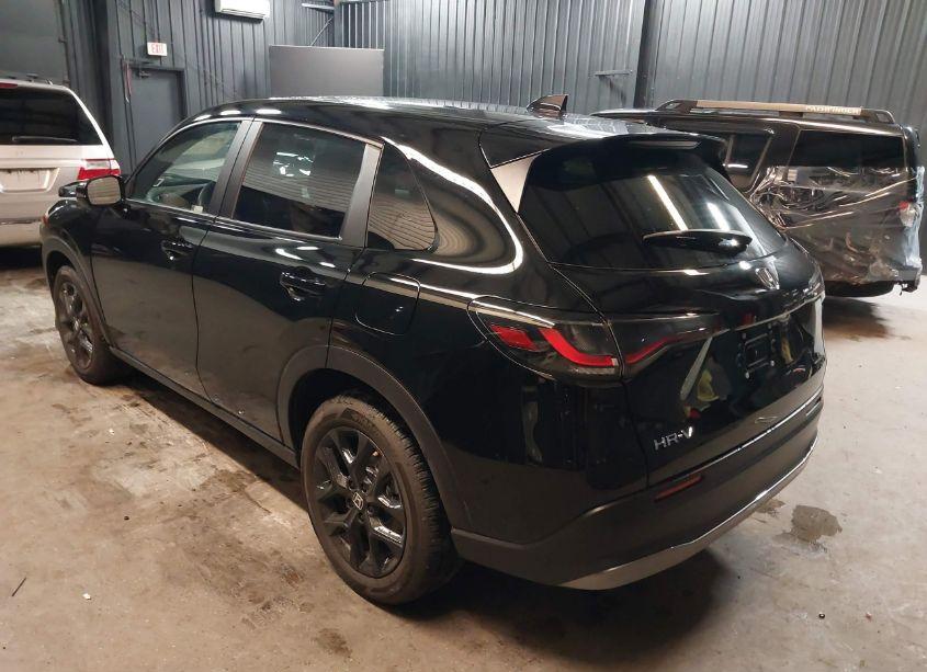 Photo 3 of 2024 Honda Hr-v AWD SPORT/AWD SPORT W/O BSI (VIN 3CZRZ2H50RM782216)