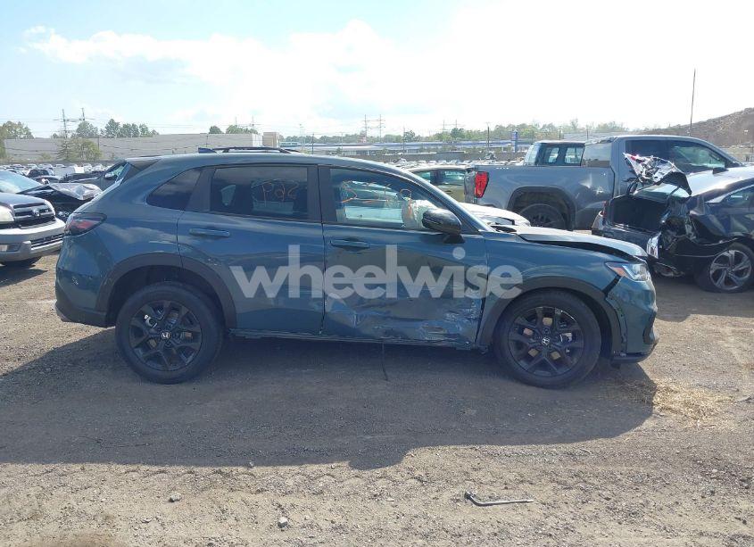 Photo 13 of 2025 Honda Hr-v AWD SPORT (VIN 3CZRZ2H50SM718425)