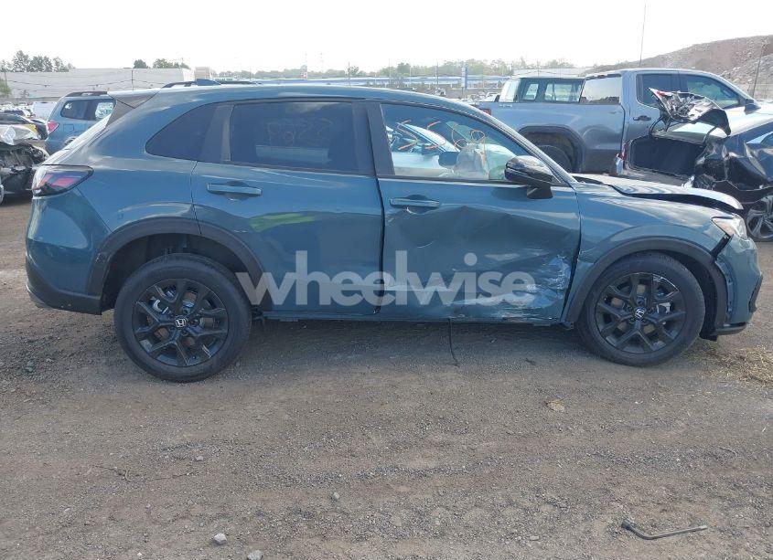 Photo 18 of 2025 Honda Hr-v AWD SPORT (VIN 3CZRZ2H50SM718425)