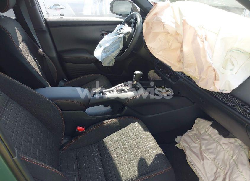 Photo 5 of 2025 Honda Hr-v AWD SPORT (VIN 3CZRZ2H50SM718425)