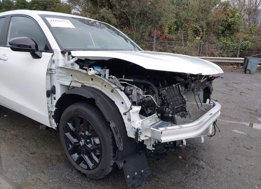 Photo 6 of 2024 Honda Hr-v AWD SPORT/AWD SPORT W/O BSI (VIN 3CZRZ2H51RM739195)