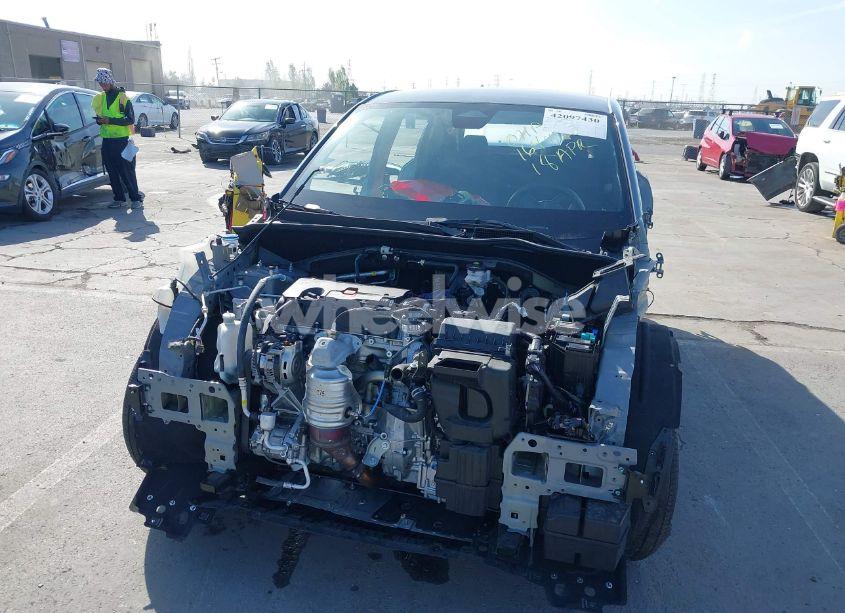 Photo 6 of 2024 Honda Hr-v (VIN 3CZRZ2H51RM768602)