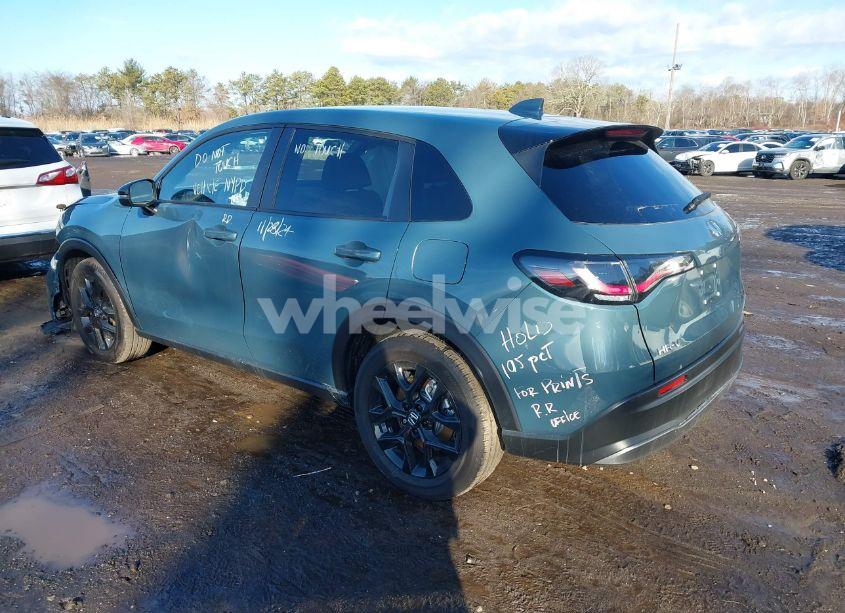 Photo 3 of 2025 Honda Hr-v AWD SPORT (VIN 3CZRZ2H51SM710530)