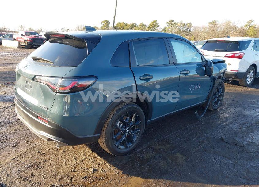 Photo 4 of 2025 Honda Hr-v AWD SPORT (VIN 3CZRZ2H51SM710530)