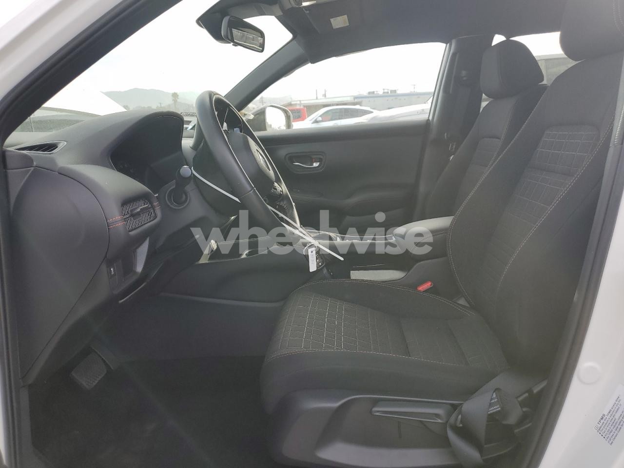 Photo 7 of 2025 HONDA HR-V SPORT (VIN 3CZRZ2H51SM761087)