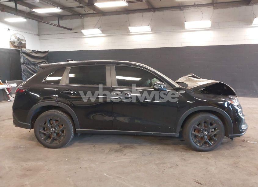 Photo 13 of 2024 Honda Hr-v AWD SPORT/AWD SPORT W/O BSI (VIN 3CZRZ2H52RM715679)