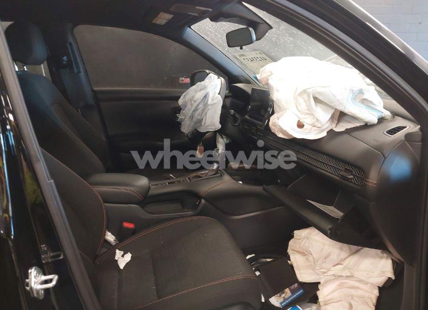 Photo 5 of 2024 Honda Hr-v AWD SPORT/AWD SPORT W/O BSI (VIN 3CZRZ2H52RM715679)