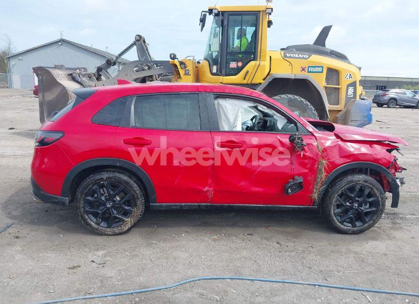 Photo 13 of 2024 Honda Hr-v (VIN 3CZRZ2H52RM734779)