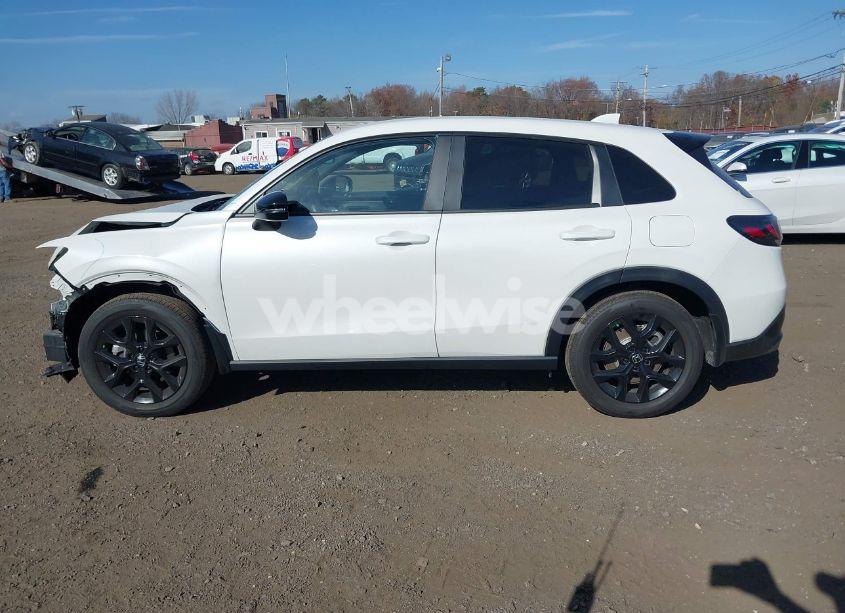 Photo 14 of 2024 Honda Hr-v AWD SPORT/SPORT (VIN 3CZRZ2H52RM765255)