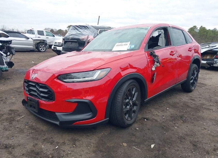 Photo 2 of 2025 Honda Hr-v AWD SPORT (VIN 3CZRZ2H52SM712450)