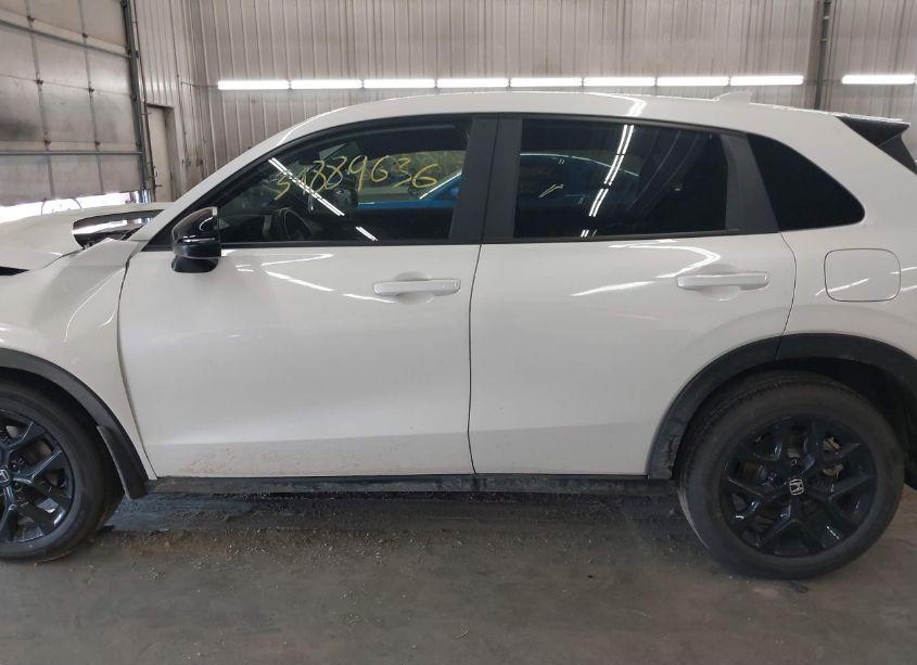 Photo 15 of 2024 Honda Hr-v AWD SPORT/AWD SPORT W/O BSI (VIN 3CZRZ2H53RM757391)