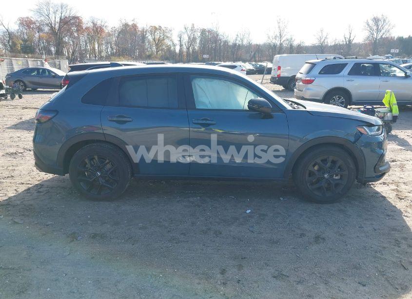 Photo 13 of 2024 Honda Hr-v AWD SPORT/AWD SPORT W/O BSI (VIN 3CZRZ2H53RM772828)