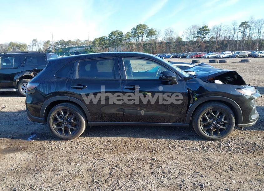 Photo 13 of 2024 Honda Hr-v AWD SPORT/AWD SPORT W/O BSI (VIN 3CZRZ2H53RM786468)