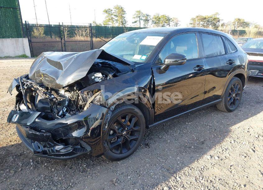 Photo 2 of 2024 Honda Hr-v AWD SPORT/AWD SPORT W/O BSI (VIN 3CZRZ2H53RM786468)