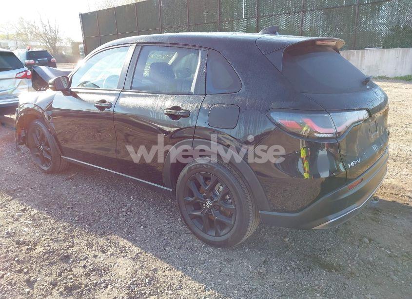 Photo 3 of 2024 Honda Hr-v AWD SPORT/AWD SPORT W/O BSI (VIN 3CZRZ2H53RM786468)