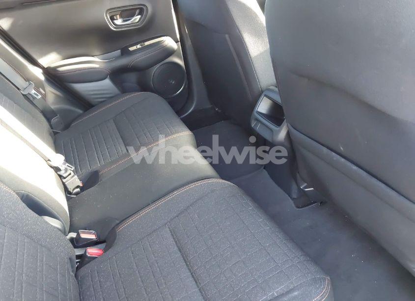 Photo 8 of 2024 Honda Hr-v AWD SPORT/AWD SPORT W/O BSI (VIN 3CZRZ2H53RM786468)