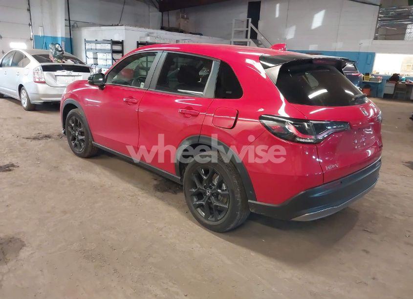 Photo 3 of 2025 Honda Hr-v AWD SPORT (VIN 3CZRZ2H53SM704969)
