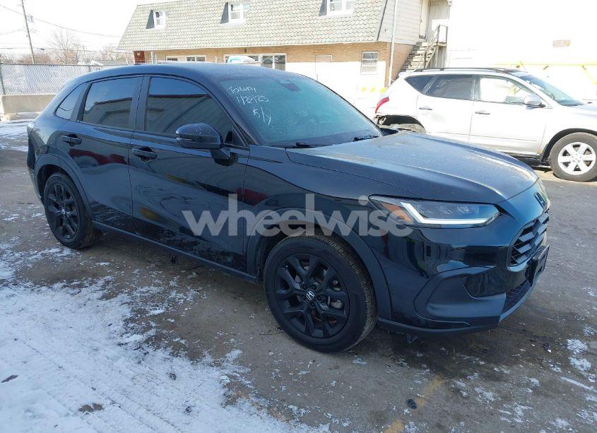2024 Honda Hr-v AWD SPORT/AWD SPORT W/O BSI (VIN 3CZRZ2H54RM723525) main photo