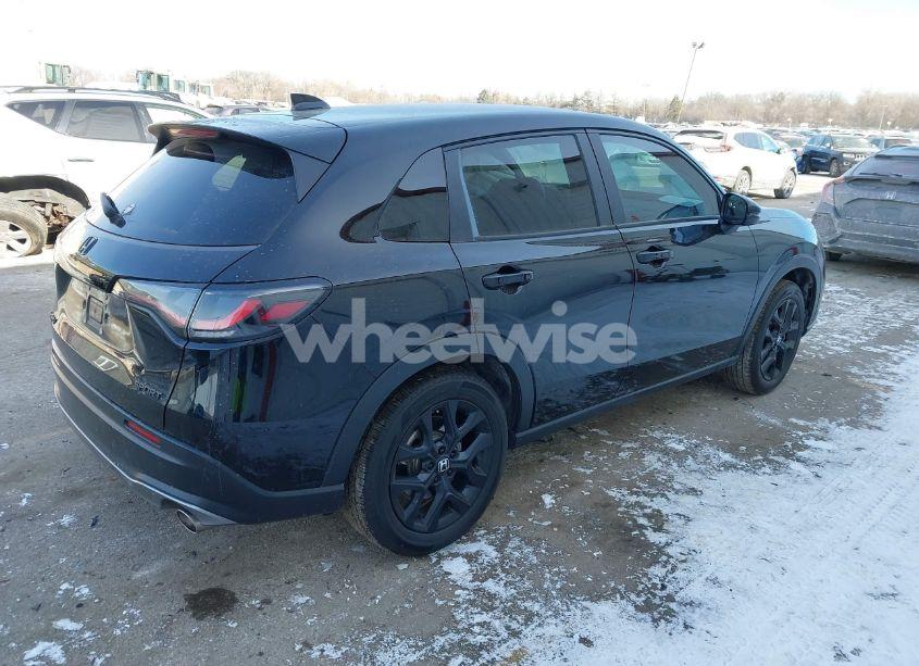 Photo 4 of 2024 Honda Hr-v AWD SPORT/AWD SPORT W/O BSI (VIN 3CZRZ2H54RM723525)