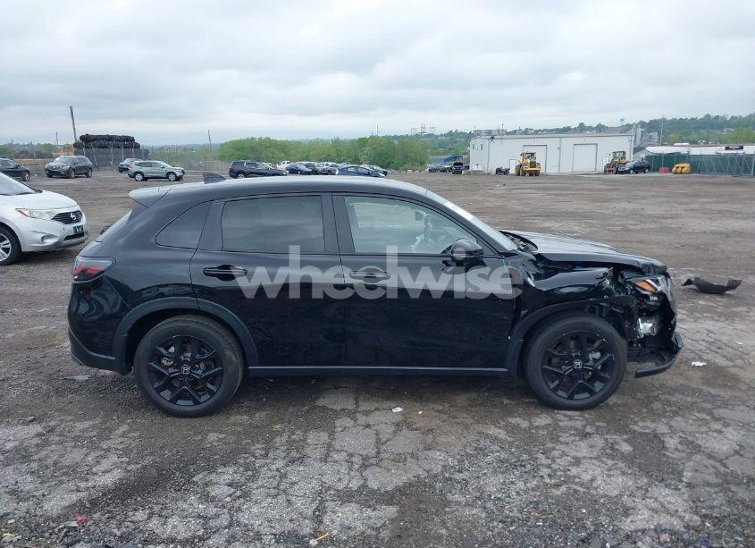 Photo 13 of 2024 Honda Hr-v AWD SPORT/AWD SPORT W/O BSI (VIN 3CZRZ2H54RM728918)