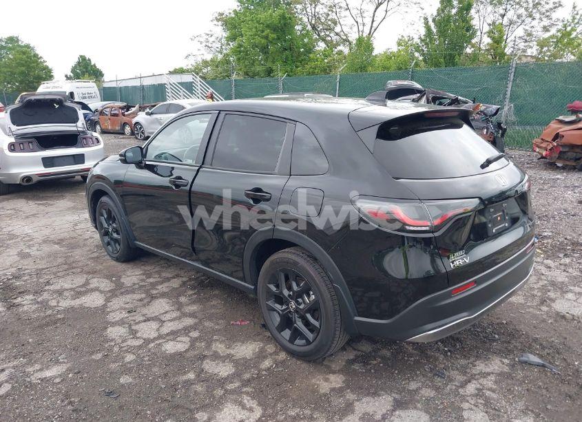 Photo 3 of 2024 Honda Hr-v AWD SPORT/AWD SPORT W/O BSI (VIN 3CZRZ2H54RM728918)