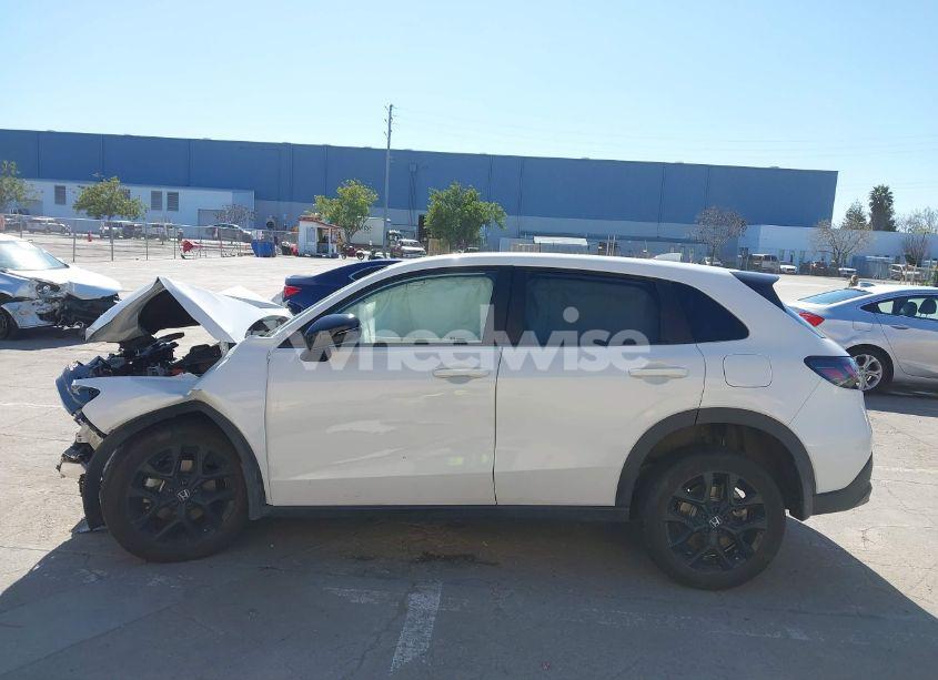 Photo 15 of 2024 Honda Hr-v AWD SPORT/AWD SPORT W/O BSI (VIN 3CZRZ2H54RM784812)