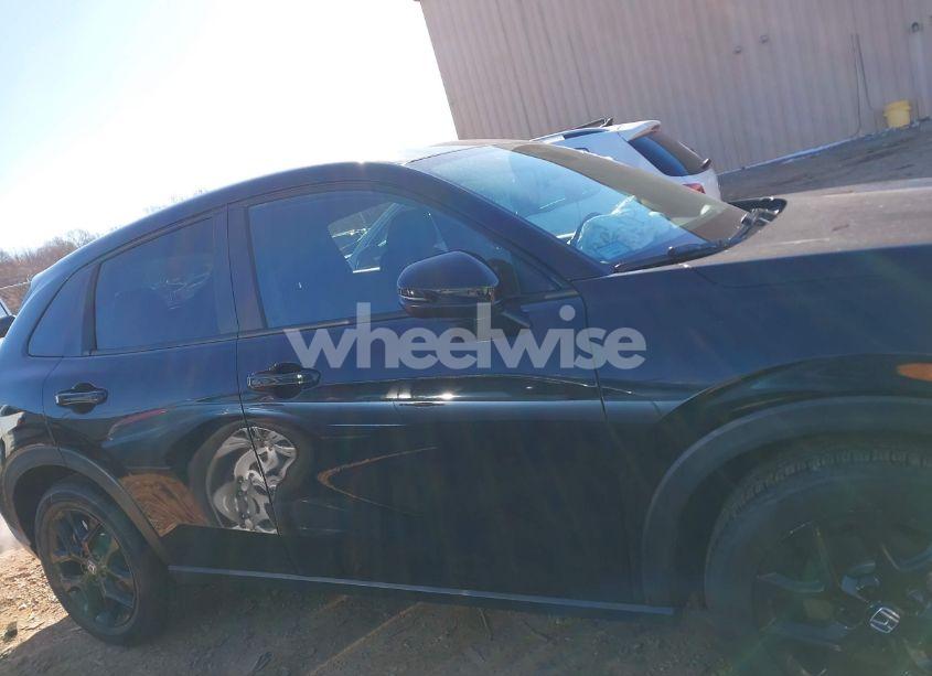 Photo 13 of 2025 Honda Hr-v AWD SPORT (VIN 3CZRZ2H54SM722316)