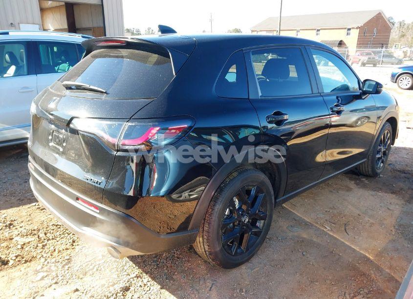 Photo 4 of 2025 Honda Hr-v AWD SPORT (VIN 3CZRZ2H54SM722316)