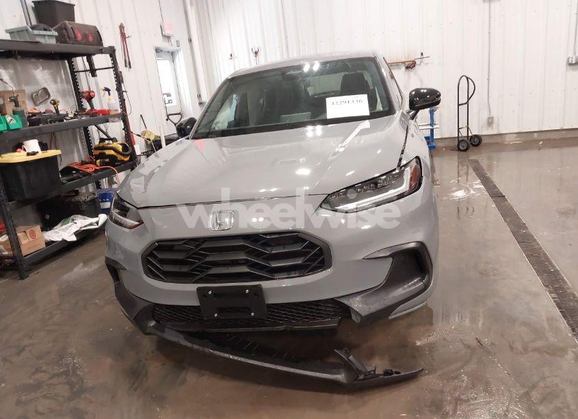 Photo 13 of 2025 Honda Hr-v AWD SPORT (VIN 3CZRZ2H54SM729640)