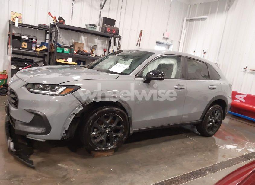 Photo 15 of 2025 Honda Hr-v AWD SPORT (VIN 3CZRZ2H54SM729640)