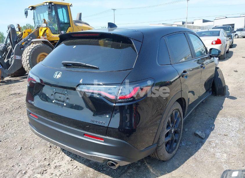 Photo 4 of 2025 Honda Hr-v AWD SPORT (VIN 3CZRZ2H54SM753405)
