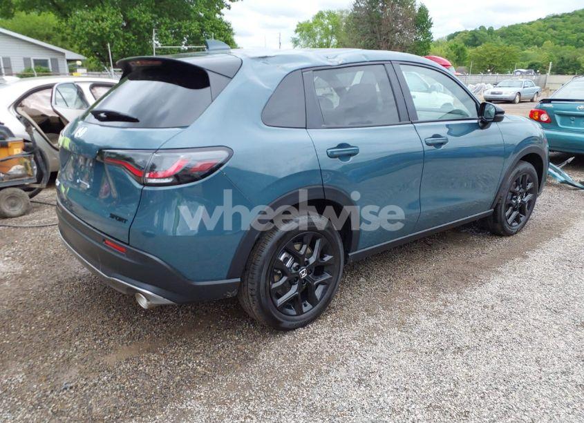 Photo 4 of 2025 Honda Hr-v AWD SPORT (VIN 3CZRZ2H55SM786767)