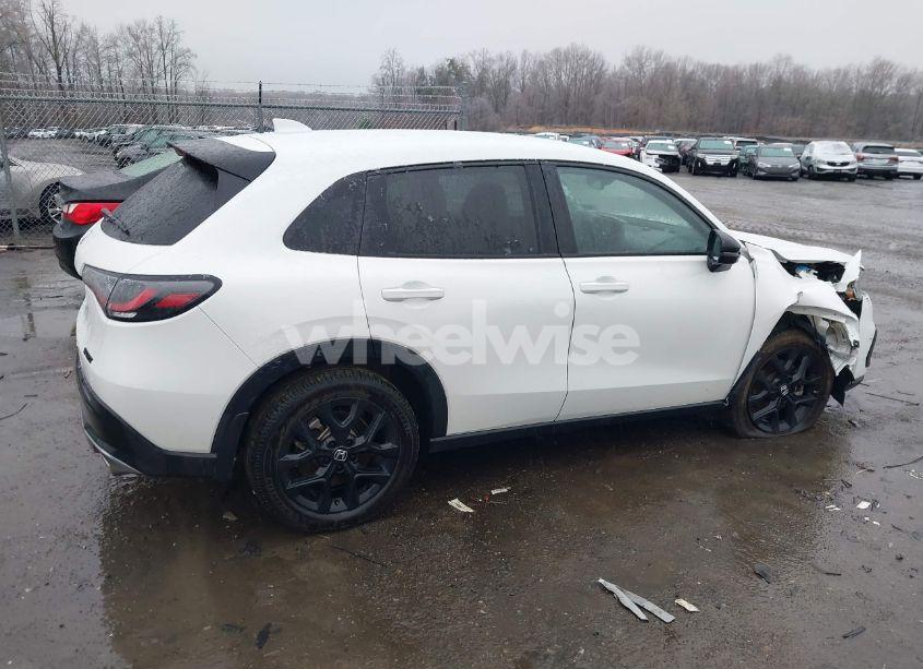 Photo 14 of 2023 Honda Hr-v AWD SPORT (VIN 3CZRZ2H56PM707128)
