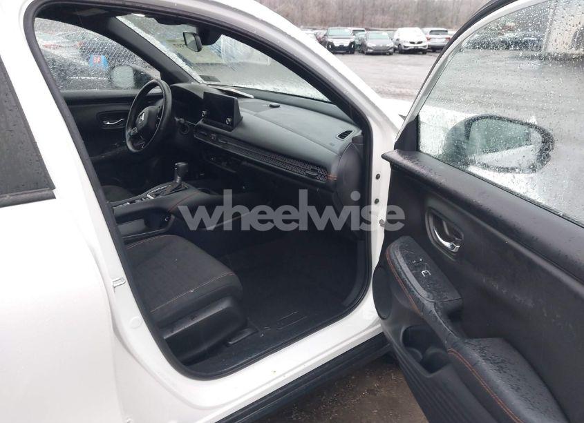 Photo 5 of 2023 Honda Hr-v AWD SPORT (VIN 3CZRZ2H56PM707128)