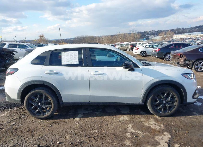 Photo 13 of 2023 Honda Hr-v AWD SPORT (VIN 3CZRZ2H56PM714015)