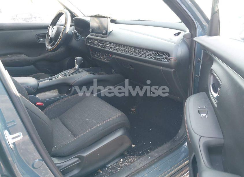 Photo 5 of 2023 Honda Hr-v AWD SPORT (VIN 3CZRZ2H56PM715360)