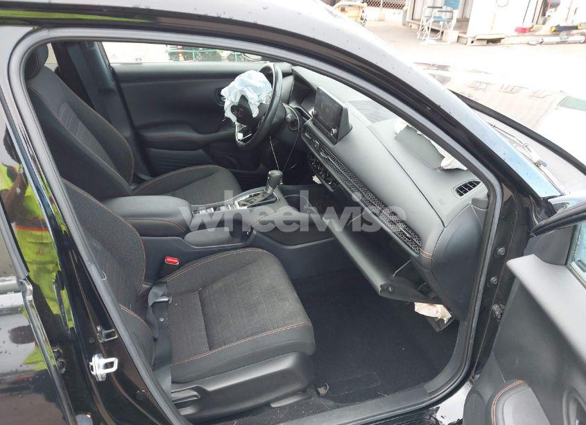 Photo 5 of 2023 Honda Hr-v AWD SPORT (VIN 3CZRZ2H56PM721692)