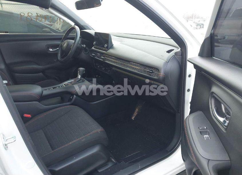 Photo 5 of 2023 Honda Hr-v AWD SPORT (VIN 3CZRZ2H56PM723362)