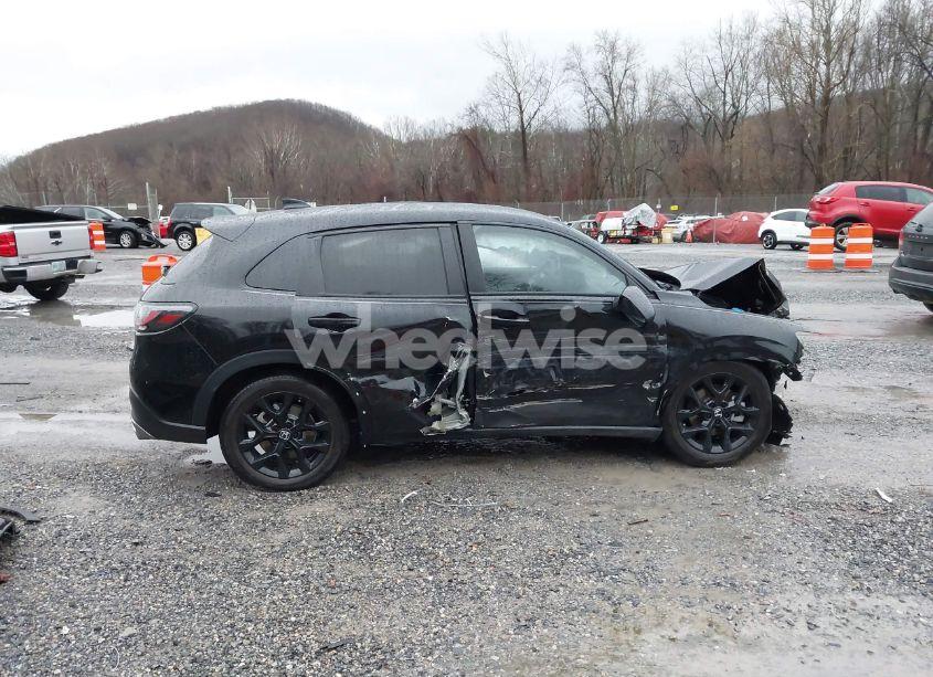 Photo 13 of 2023 Honda Hr-v AWD SPORT (VIN 3CZRZ2H56PM742266)