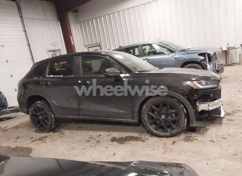 Photo 14 of 2024 Honda Hr-v AWD SPORT/AWD SPORT W/O BSI (VIN 3CZRZ2H56RM726894)