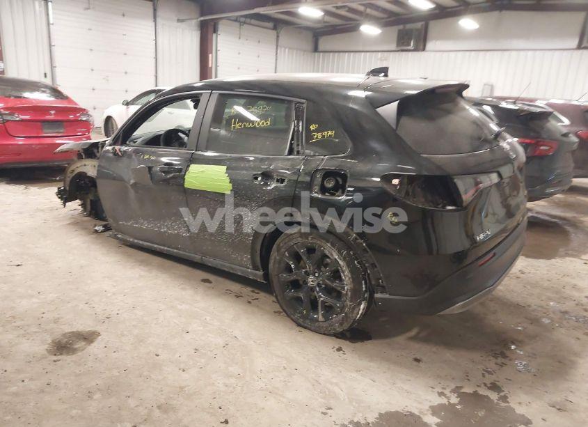 Photo 3 of 2024 Honda Hr-v AWD SPORT/AWD SPORT W/O BSI (VIN 3CZRZ2H56RM726894)