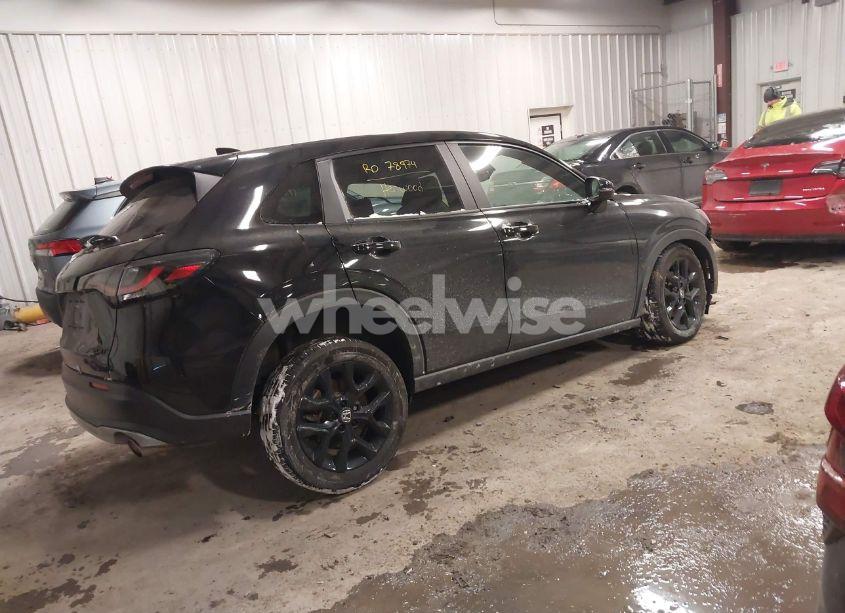 Photo 4 of 2024 Honda Hr-v AWD SPORT/AWD SPORT W/O BSI (VIN 3CZRZ2H56RM726894)