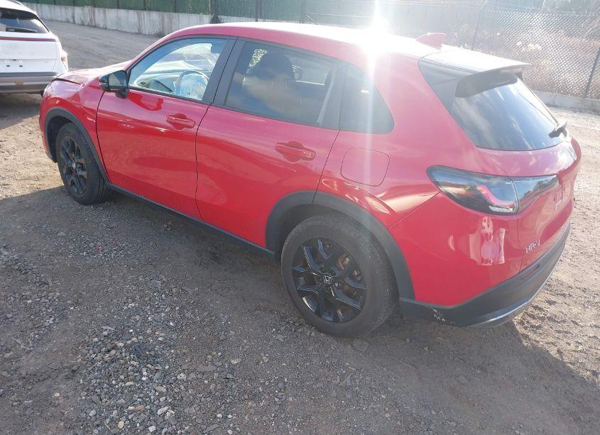 Photo 3 of 2024 Honda Hr-v AWD SPORT/AWD SPORT W/O BSI (VIN 3CZRZ2H56RM727186)