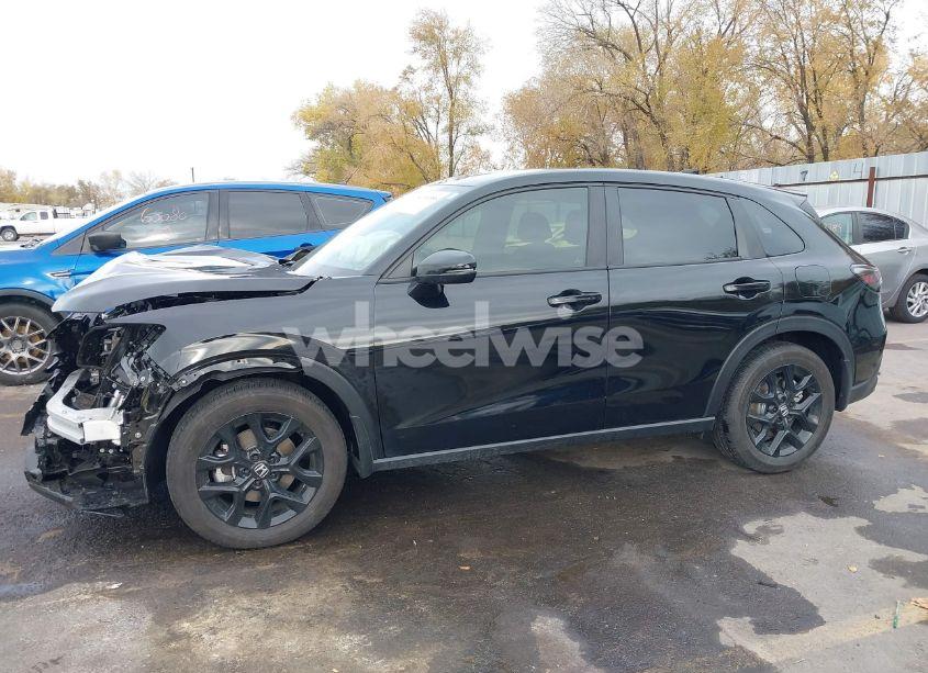 Photo 15 of 2025 Honda Hr-v AWD SPORT (VIN 3CZRZ2H56SM703833)