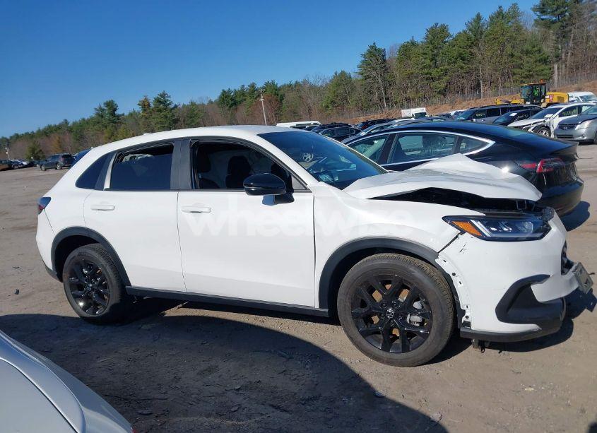 Photo 13 of 2025 Honda Hr-v AWD SPORT (VIN 3CZRZ2H56SM769038)