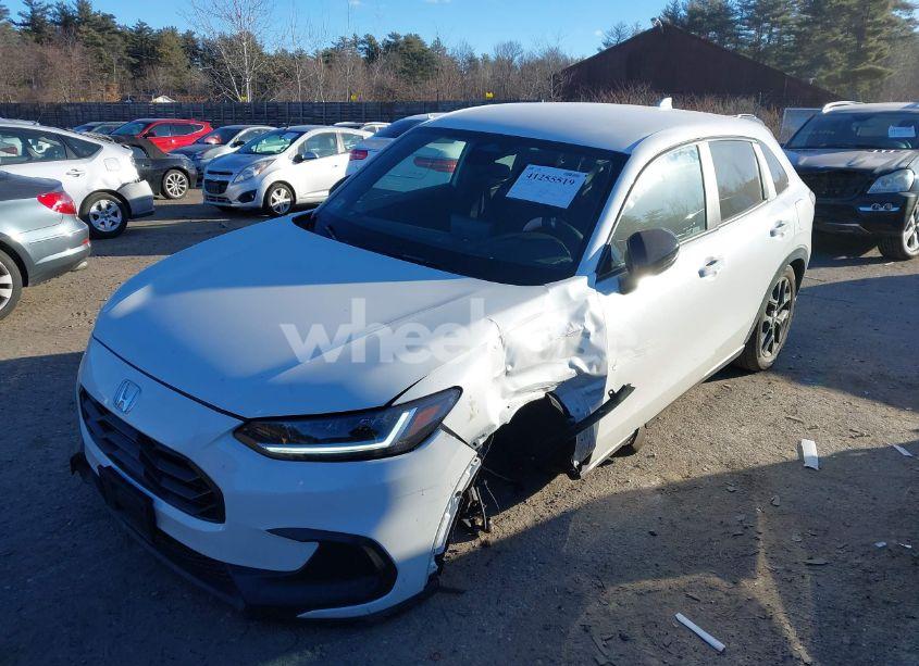 Photo 2 of 2024 Honda Hr-v AWD SPORT/AWD SPORT W/O BSI (VIN 3CZRZ2H57RM725611)