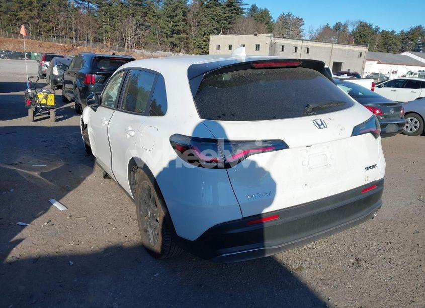 Photo 3 of 2024 Honda Hr-v AWD SPORT/AWD SPORT W/O BSI (VIN 3CZRZ2H57RM725611)