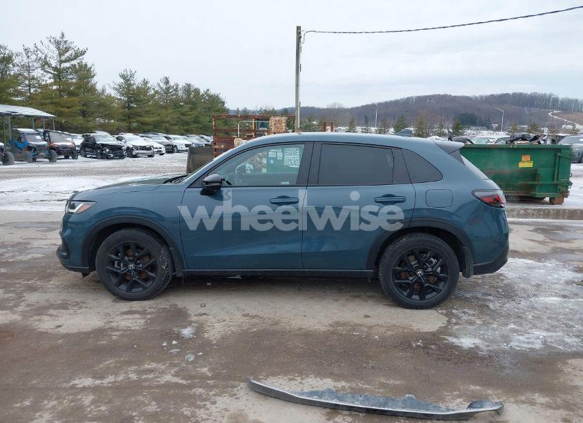 Photo 15 of 2024 Honda Hr-v AWD SPORT/AWD SPORT W/O BSI (VIN 3CZRZ2H57RM728346)