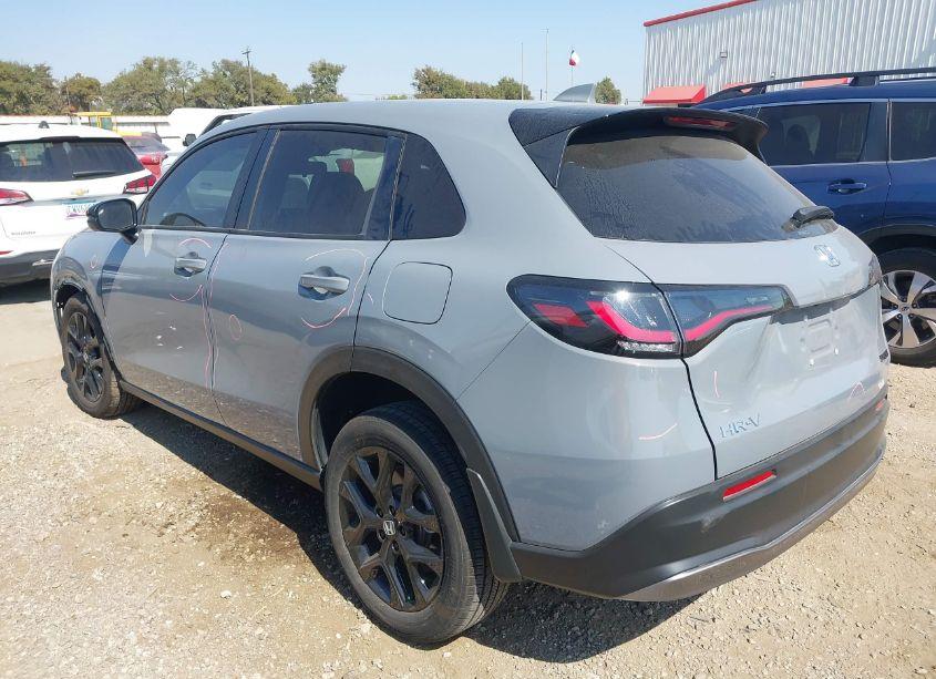 Photo 3 of 2024 Honda Hr-v AWD SPORT/AWD SPORT W/O BSI (VIN 3CZRZ2H57RM730419)